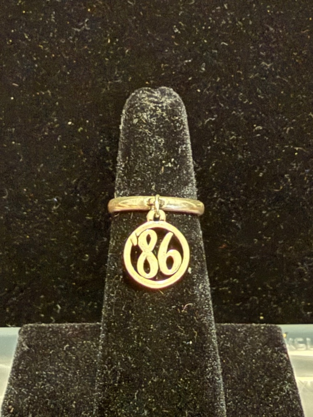 Retired James Avery 1986 Charm Ring